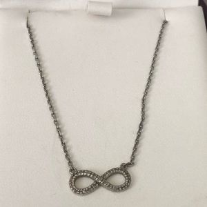 Sarah Leonard Infinity Necklace